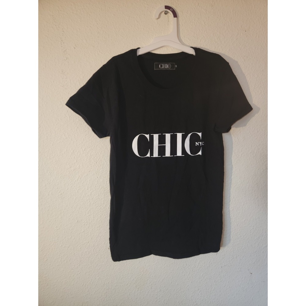 CHIC NYC Tee Shirt Black White Lettering Size Small
